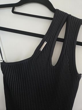 ⭐️ Michael Kors Black One-Shoulder Ribbed Fitted Maxi Dress - New With Tags